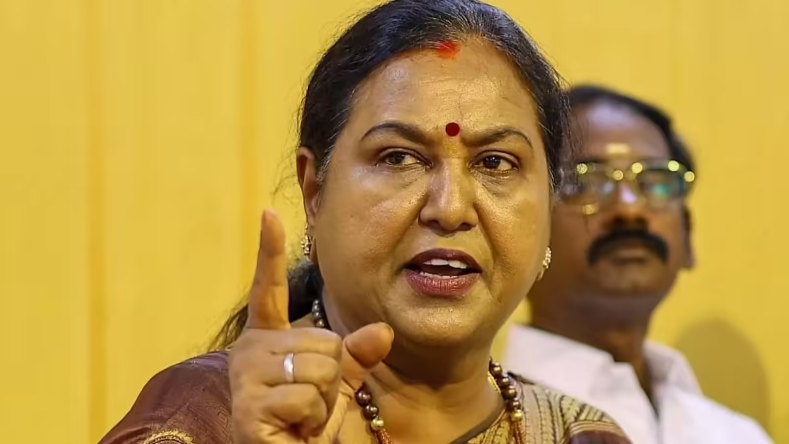 தமிழகத்தில் ஏற்கெனவே இருந்த திட்டங்களை சரியாக செயல்படுத்தினாலே, மக்கள் அனைத்தையும் பெற முடியும் - பிரேமலதா!